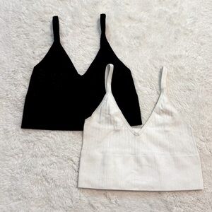 La Hearts Black and White Fitted Crop Camisoles Bundle